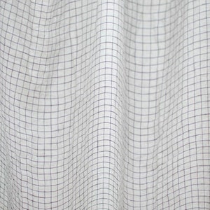 Sana washed linen white with blue check