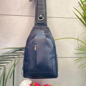 Meilleur vendeur Nouvelle arrivée élégant unisexe en cuir véritable sac de voyage à bandoulière sac à main multi-usages sac d'argent sacs utiles élégants