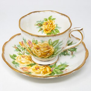Vintage Royal Albert Tea Rose Bone China Teacup and Saucer - Countess Shape, 1940s