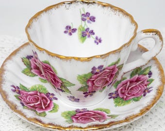 Vintage Gladstone Bone China Teacup and Saucer: Pink Roses, Floral Decoration