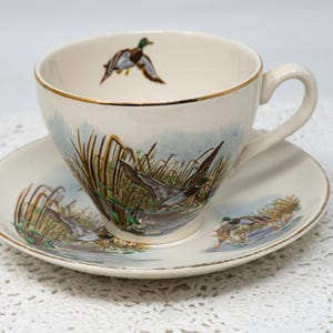 Vintage Swinnertons Staffordshire cup and saucer set &quot;Wild Ducks&quot;, gold trim, ceramic, c.1946+