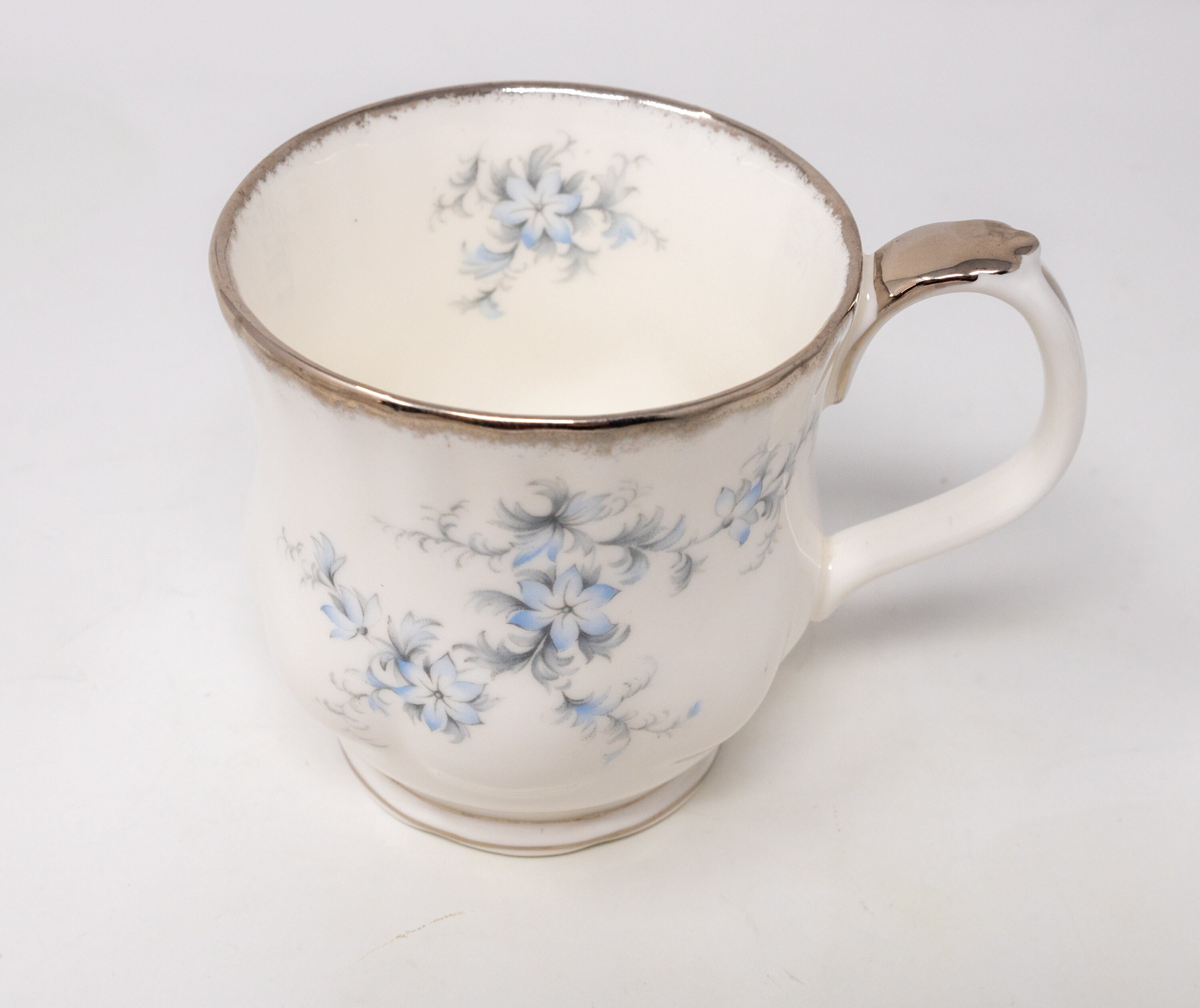 Royal Albert /  Paragon "Bride's Choice" pattern (ENGLAND backstamp): teacups and mugs, vintage bone china