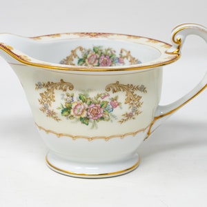 Noritake creamer, flowers arrangment and floral swags decoration, made in occupied Japan, c.1948-1952