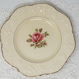 Crown Ducal 8.7" plate, Ducal ware, embossed, transfwerware,  A. G. Richardson and Co., England, c.1915-1930s