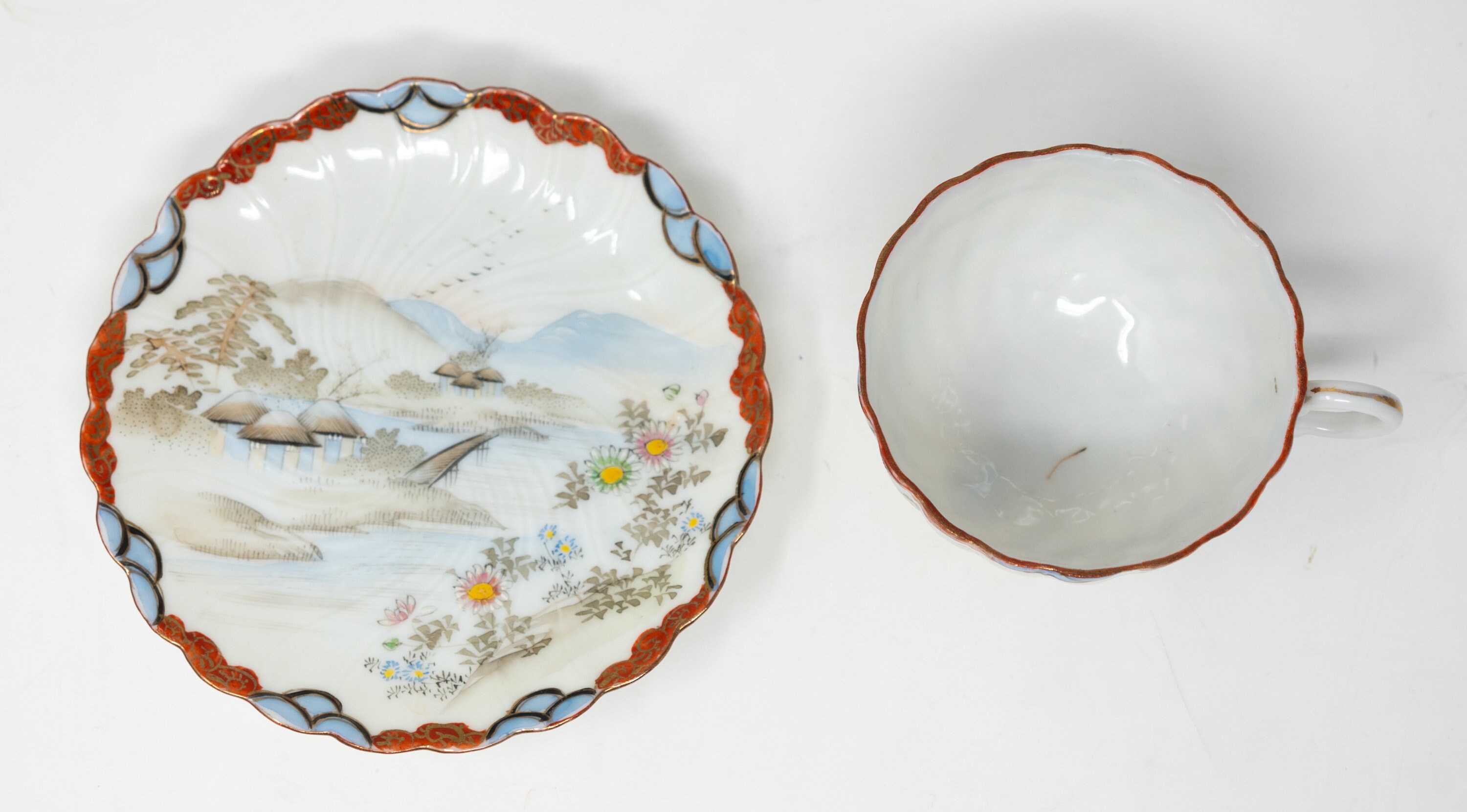 Old Japanese Hand-painted Three-feet Egg-shell Teacup and