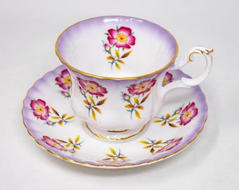 Royal Albert tekopp och fatset, vintage benporslin tillverkat i England, mönster #4469