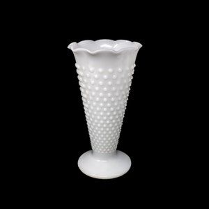 Anchor Hocking art glass 9&quot; vase, hobnail pattern, vintage milk glass