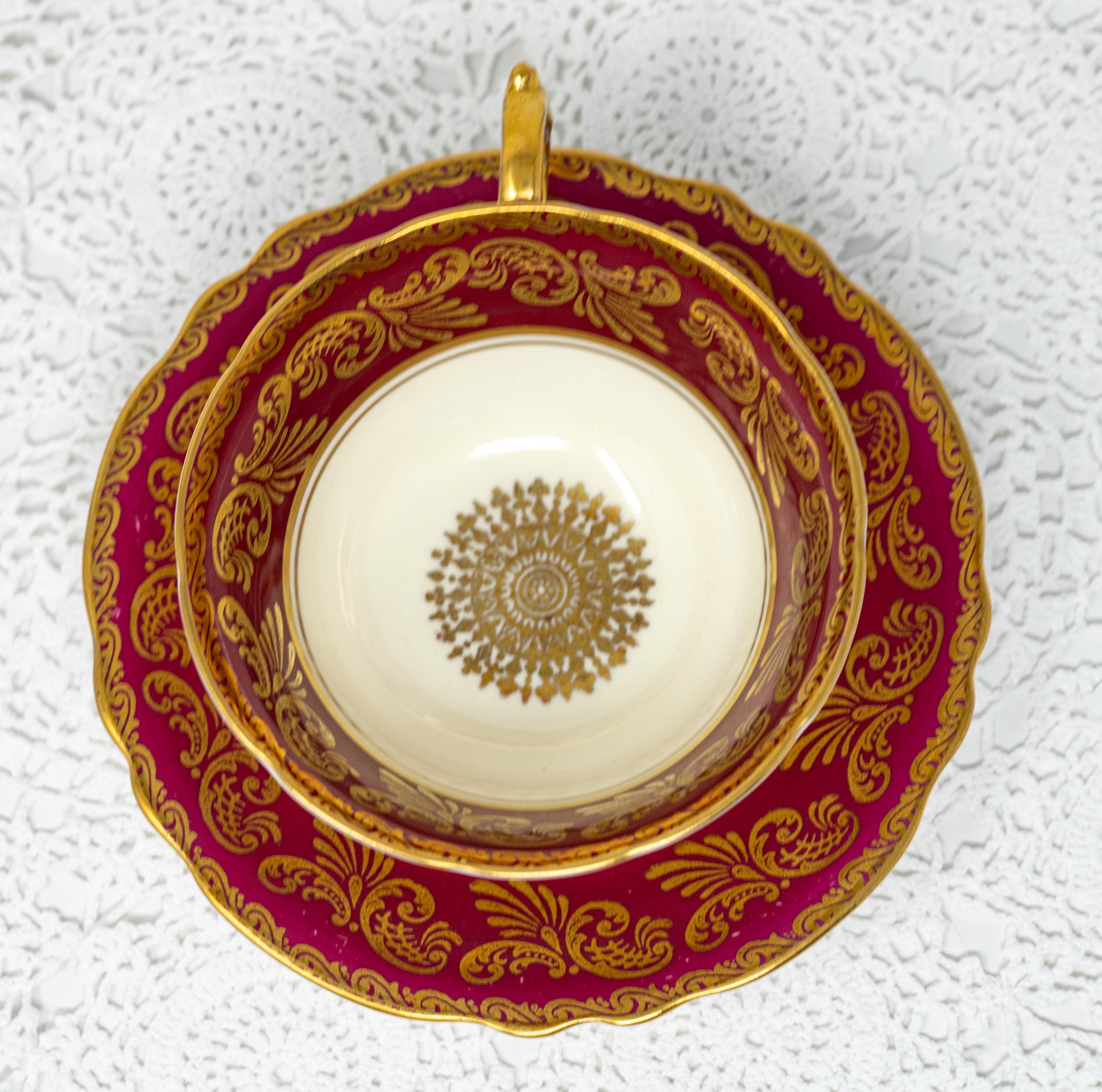 英国製 worcesterボタニカル❁﻿リースと金彩の美しいプレート大 Collectible Decorative Royal Worcester 