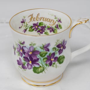 Royal Albert Flower of the Month series &quot;Violets - February&quot; coffee mug, vintage bone china, England