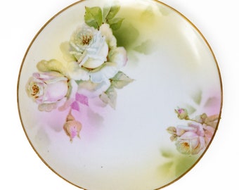 Plato antiguo de Prusia (Royal Rudolstadt), pintado a mano, plato decorativo con tres rosas pálidas, c. 1905-1931
