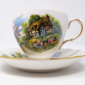 Petit Service à Café Royal Vale En Porcelaine Blanche Décor Cottage