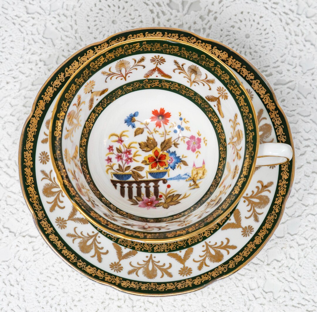 Vintage Royal Grafton Teacup and Saucer, Floral Pattern, Gold Detailing ...
