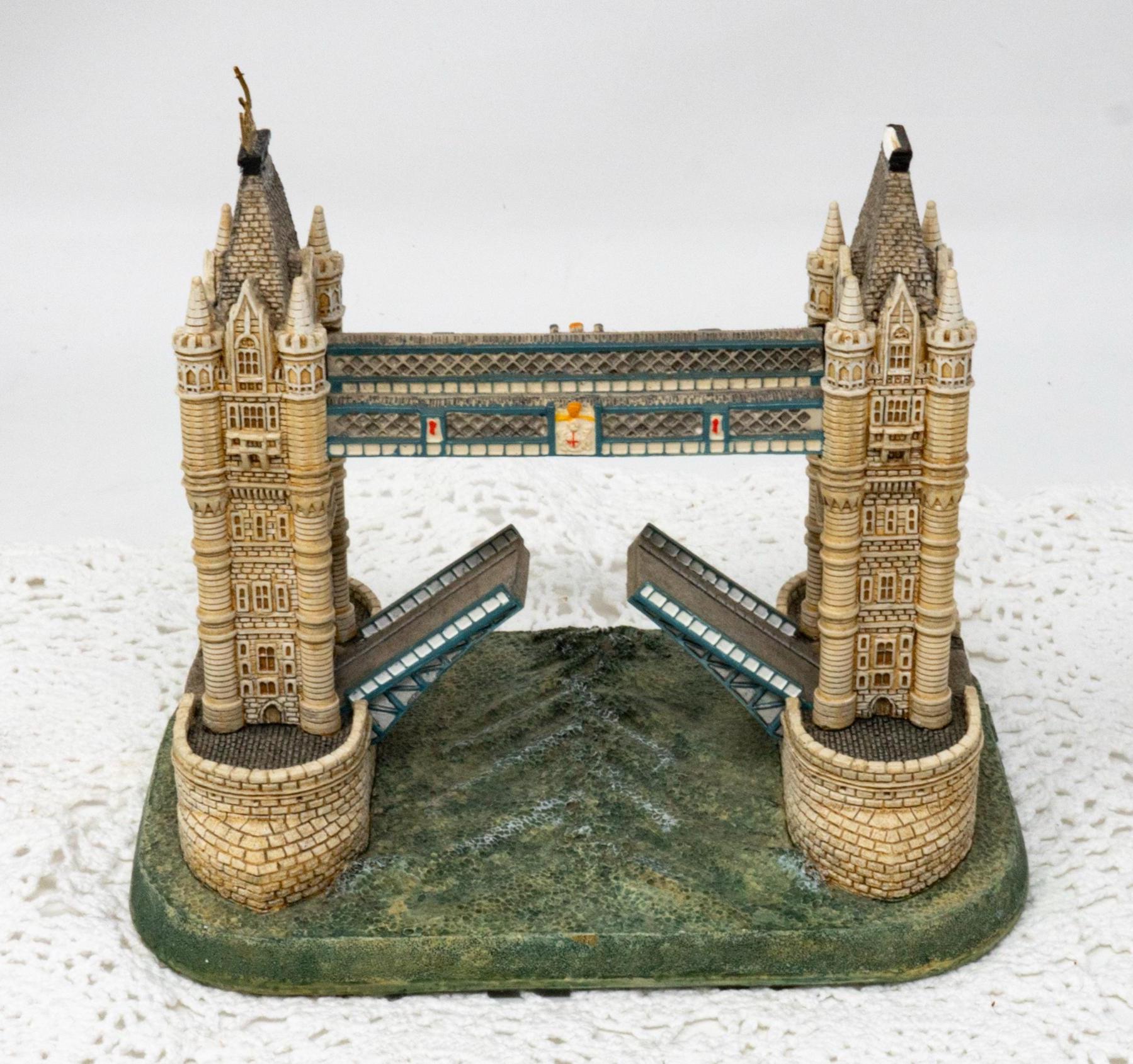 Lilliput Lane Tower Bridge - Etsy