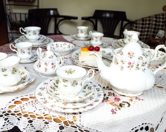 Selection of Royal Albert &quot;Winsome&quot; pattern (ENGLAND backstamp): teacups, dinnerware, replacements, vintage bone china made in England