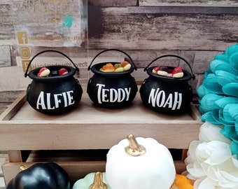 Personalised Cauldron, Halloween Decor, Mini Fillable Cauldon, Autumn Decor, Personalised  Plastic Cauldon Decoration, Trick or Treat UK