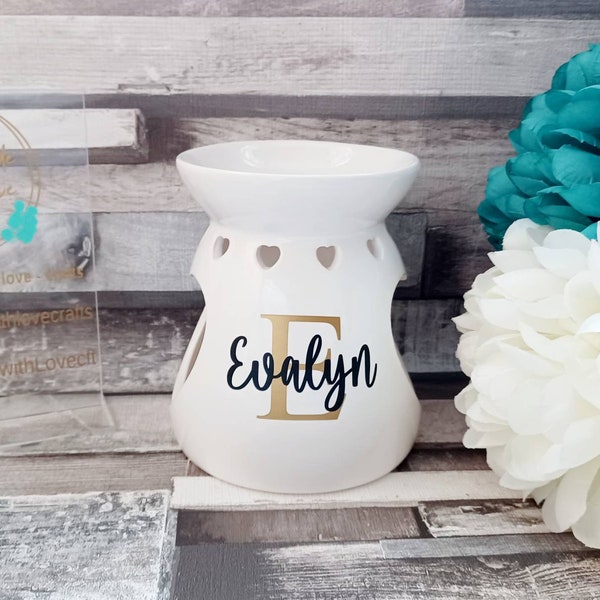 Personalised Wax/ Oil Burner, White Heart Wax Burner, Personalised Gifts for her, Birthday gift, Wax Melt the day away, Home Decor, Wax Melt