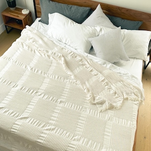 Ivory White Waffle Blanket Throw, Wedding Gift, Home Decor Ideas, Waffle Bed Cover, Soft Cotton Bed Blanket, Gifts for Fall, Waffle Bedding