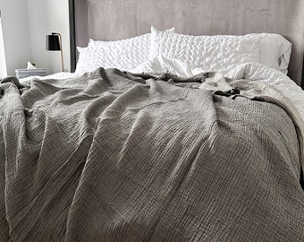 Blankets / Throws
