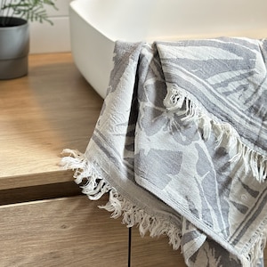 Soft hand towel, prewashed luxury Turkish towel