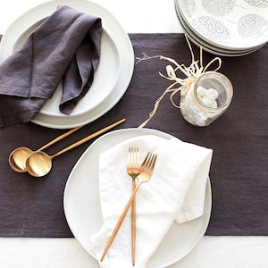 Dark Gray Linen Table Runner, Smoke Table Linens, Christmas Gift, Coffee Table Runner, Wedding Table Runner, Washed, Soft,Modern Table Decor