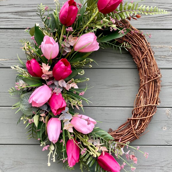 Pink tulip door wreath, spring and summer wreath, door decor, home decor, artificial flower wreath, mixed tulip wreath.