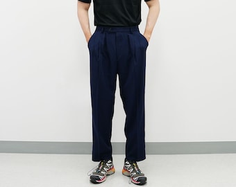Basic Oversized Men&#39;s Suit Pants in Navy Color / Dress Pleat Semi-Balloon Fit Tailored Trousers