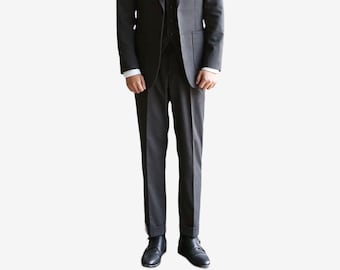 Classic Fit Men's Basic Wool Blend Suit Pants in Gray Color / Dress Pleat Trousers for Fall Winter