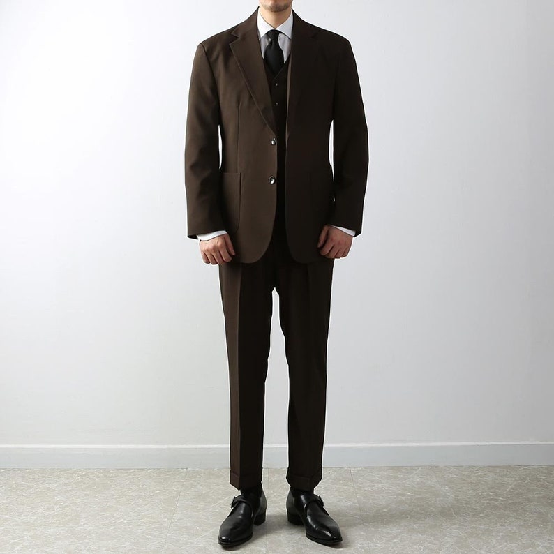 Classic Fit 3-Piece Men's Besic Single Suit Jacket, Vest and Pant Set in Brown Color / Single Breasted Jacket, Pants and Vest 3 piece Suits image 1
