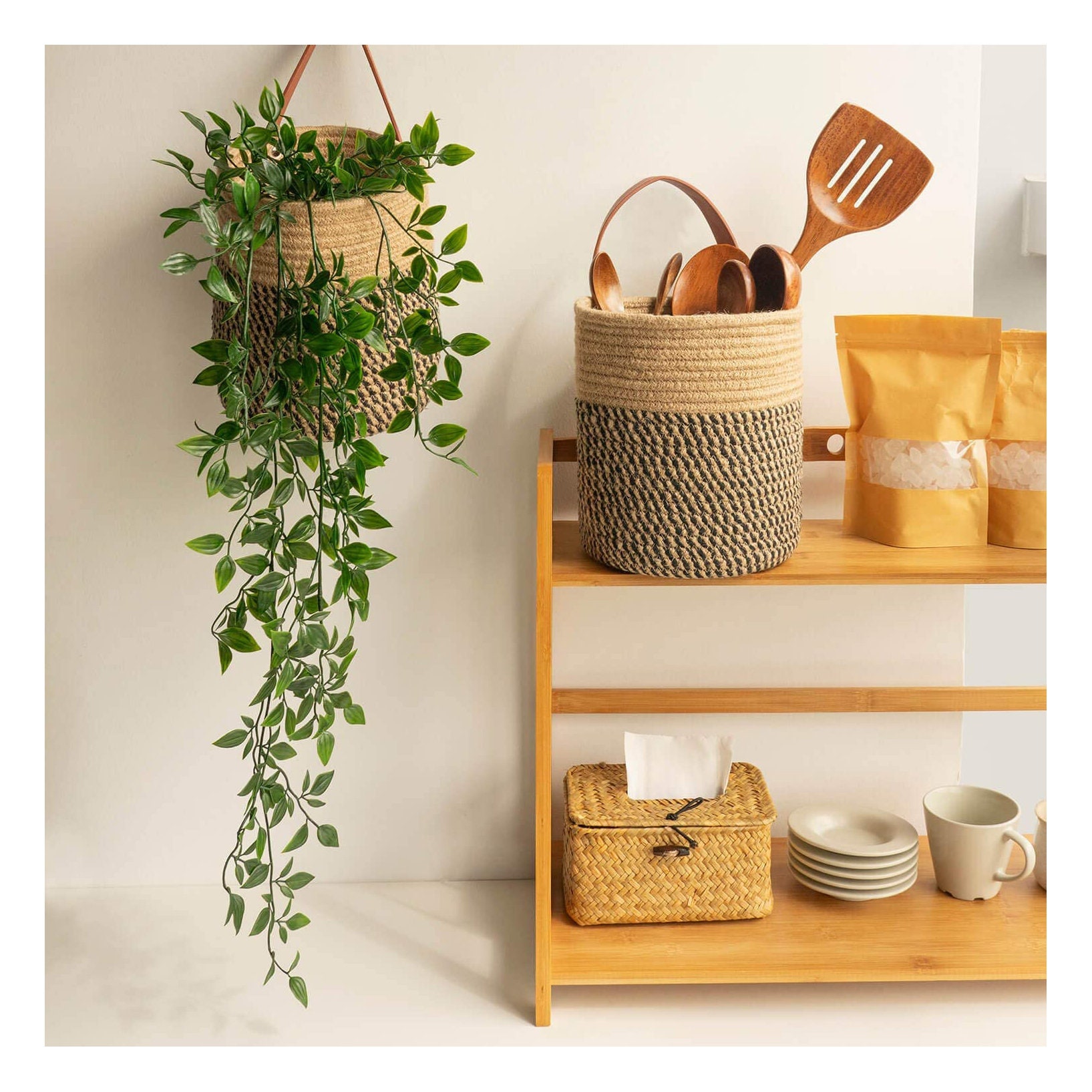 Set of 2 Hanging Woven Baskets Planter Pots Planters Plants Etsy