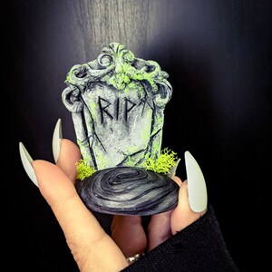 RIP Headstone