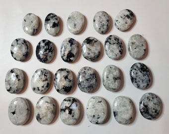 Rainbow Moonstone Palm Stone, Worry Stones, Oval Moonstone Touchstones, Healing Crystal, Stone of New Beginnings, Palmstones, Gift