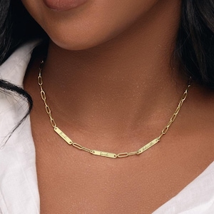 Collar con barra con varios nombres, collar con dije grabado personalizado, collar con nombre de barra, collar con nombre de familia, regalo personalizado para ella, collar con clip