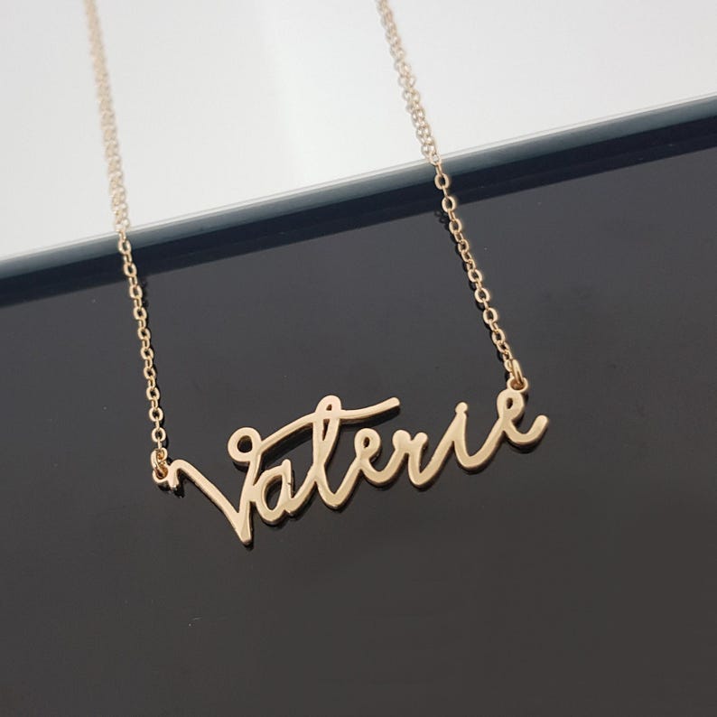 Gepersonaliseerde naamketting, sterling zilver of verguld, sieraden met sierlijke tekst. afbeelding 8