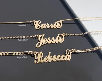 Carrie Name Halskette, individuelle Carrie Schrift Typenschild, personalisierte Carrie Style Name Anhänger, Carrie Style Halskette Kabelbox oder Figaro