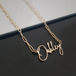 Paper Clip Name Necklace, Keepsake Jewelry, Meaningful Dainty Name plate Necklace, Gold Name Necklace, Name Jewelry for Women, Mother&#39;s Gift