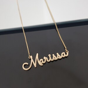 Gepersonaliseerde naamketting, sterling zilver of verguld, sieraden met sierlijke tekst. afbeelding 9