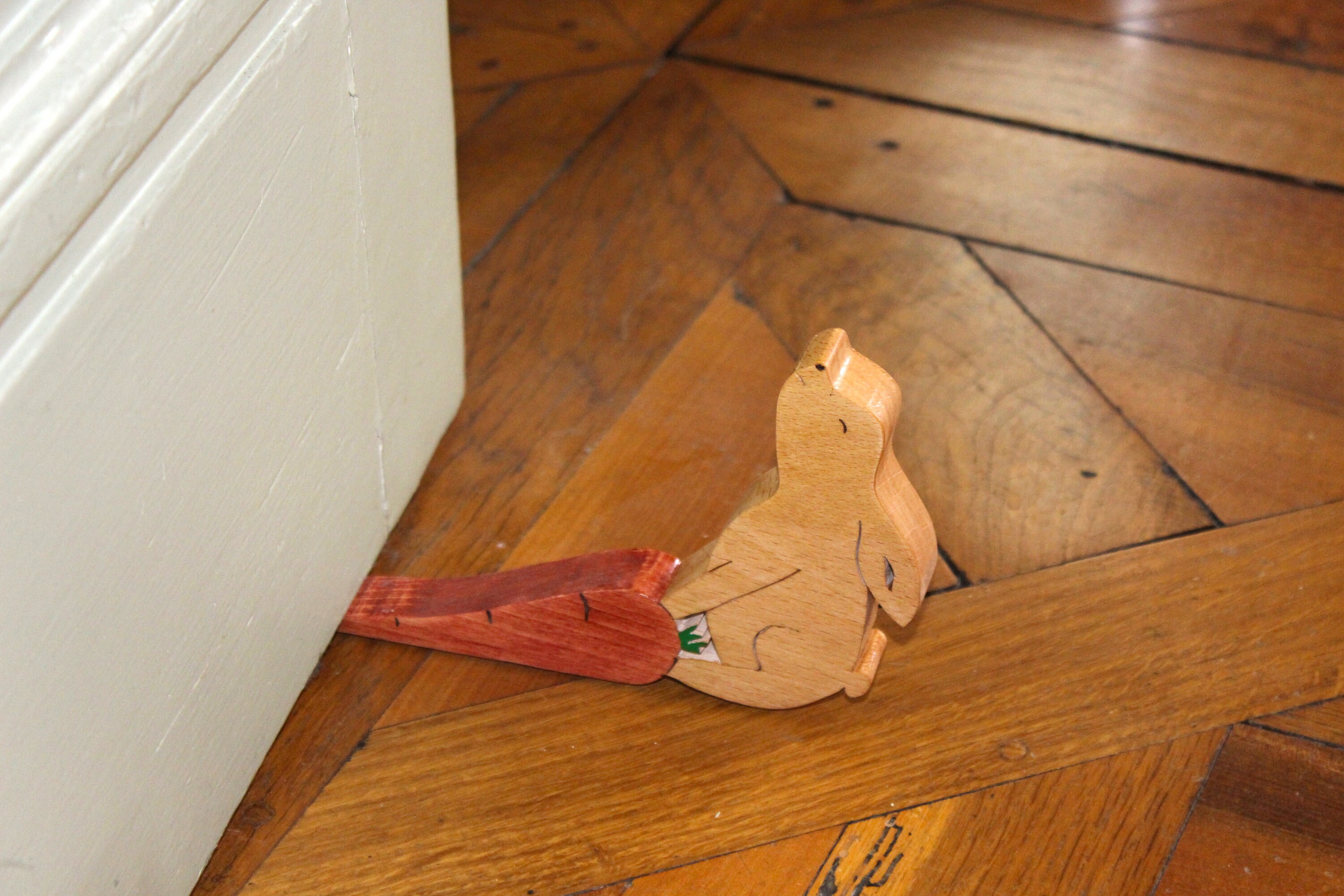 Butée de Porte - Bloque Cale Frein Arrêt en Bois Thème Lapin et Sa Carotte