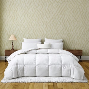 Tencel™ Organic Cotton | 850 Loft Hungarian White Goose Down Comforter | Cooling Lightweight