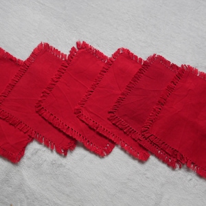 Vintage Christmas table mats or napkins set of 6, fringed napkins, red napkins, Christmas placemats
