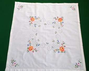 Vintage square tablecloth with hand embroidery, hand embroidered tablecloth, cross stitch, vintage cotton tablecloth with flowers, roses