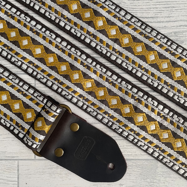 Yellow and white guitar strap / Electric bass and acoustic guitar strap / Vintage guitar strap / Woven guitar strap / Aztec / Handbag strap