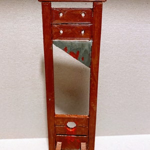 Guillotine Model for Board Games, Dioramas, etc.