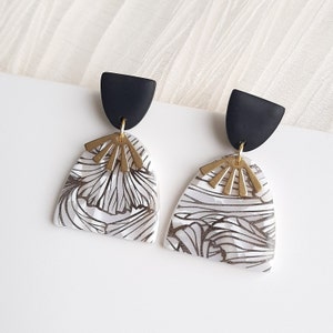 Earrings, handmade in France, "Khor Hoy-Mook" model - Unique and original creation, by Sunisa, Franco-Thai artist