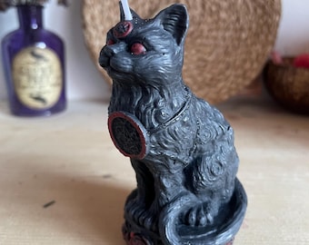 Gothic Black Cat Candle: Witchcraft Decor, Vegan Soy Wax