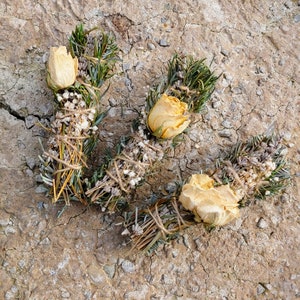 Wildcrafted Pine & Lavender Smudge Stick: Smoke Cleansing Saining Wand