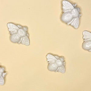 Bee magnets, fridge magnet, white