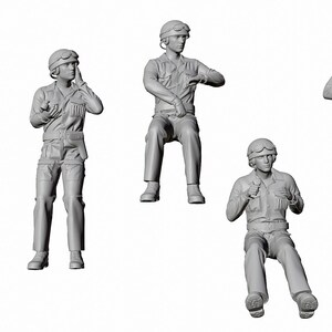 Unpainted 3D Resin Miniature: WWII British Tank Crew With Helmets (5 Figures)