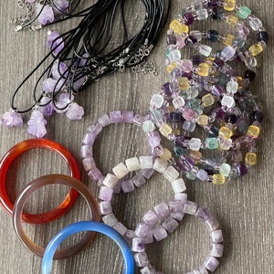 Mystery Box - Natürliche Perlen Armband/Anhänger Lot - Grab Bag - Edelstein - Kristall - Weihnachtsstrumpf Stuffer - Surprise Bag Handmade