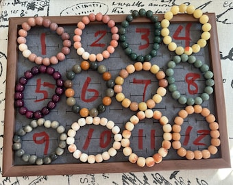 Pulsera de semillas de Bodhi teñidas de forma natural - Pulsera hecha a mano - Regalo - Curación