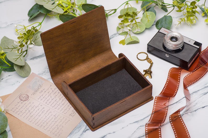 Personalized wooden gift memory box. This box is suitable for any occasion: birthday, anniversary, wedding or other feast.